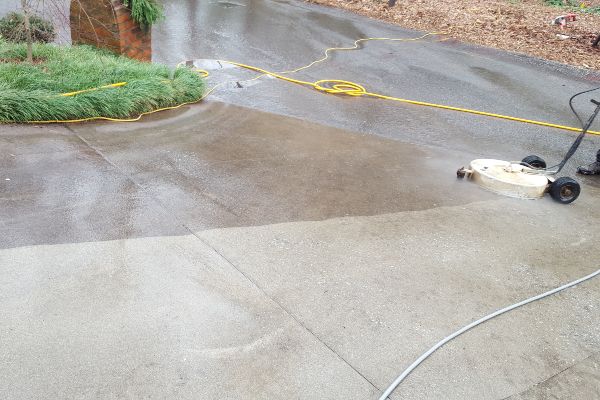 High PSI concrete cleaning flat surface cleaner.